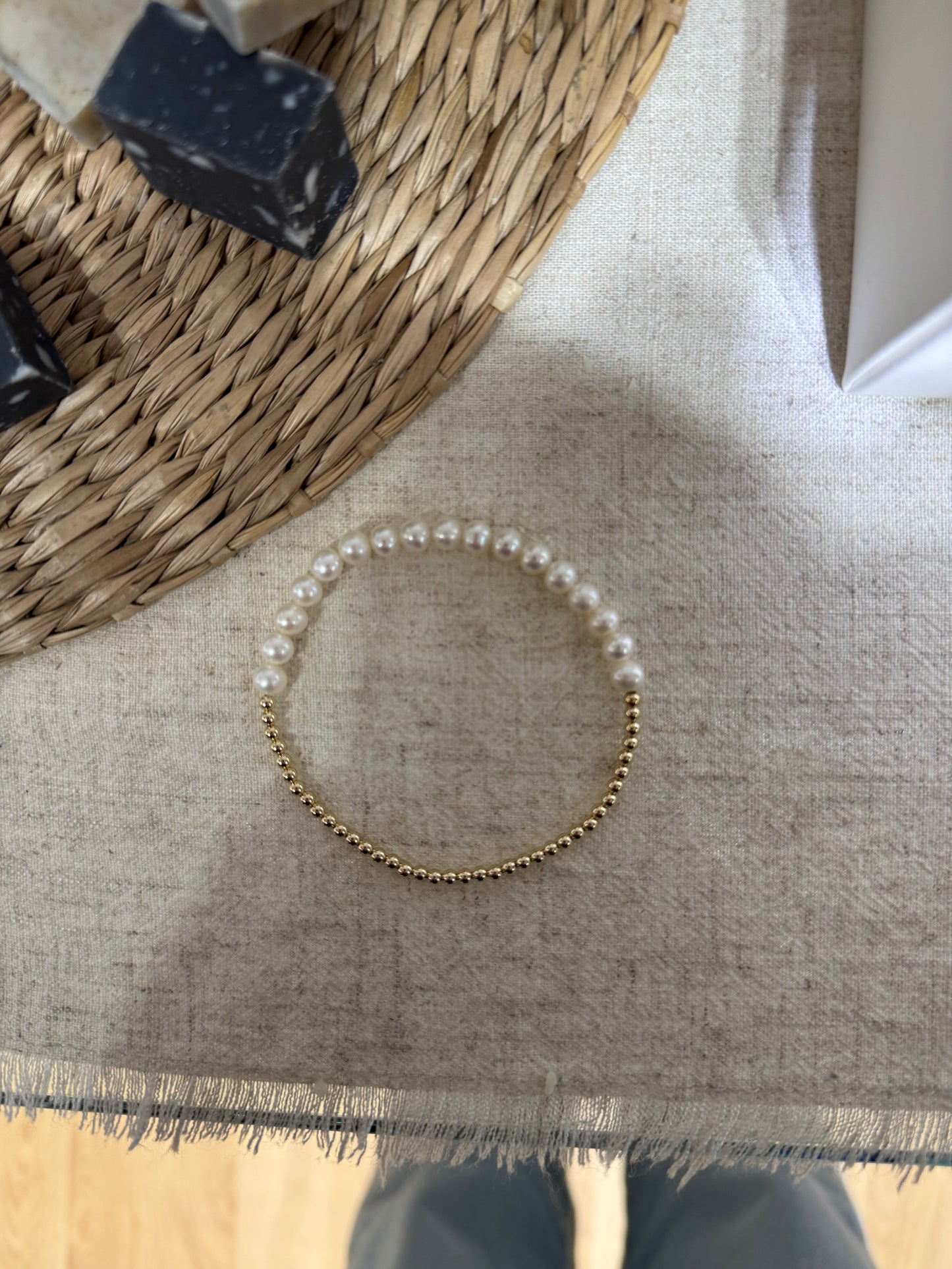 Pearly, Beaded Bracelet