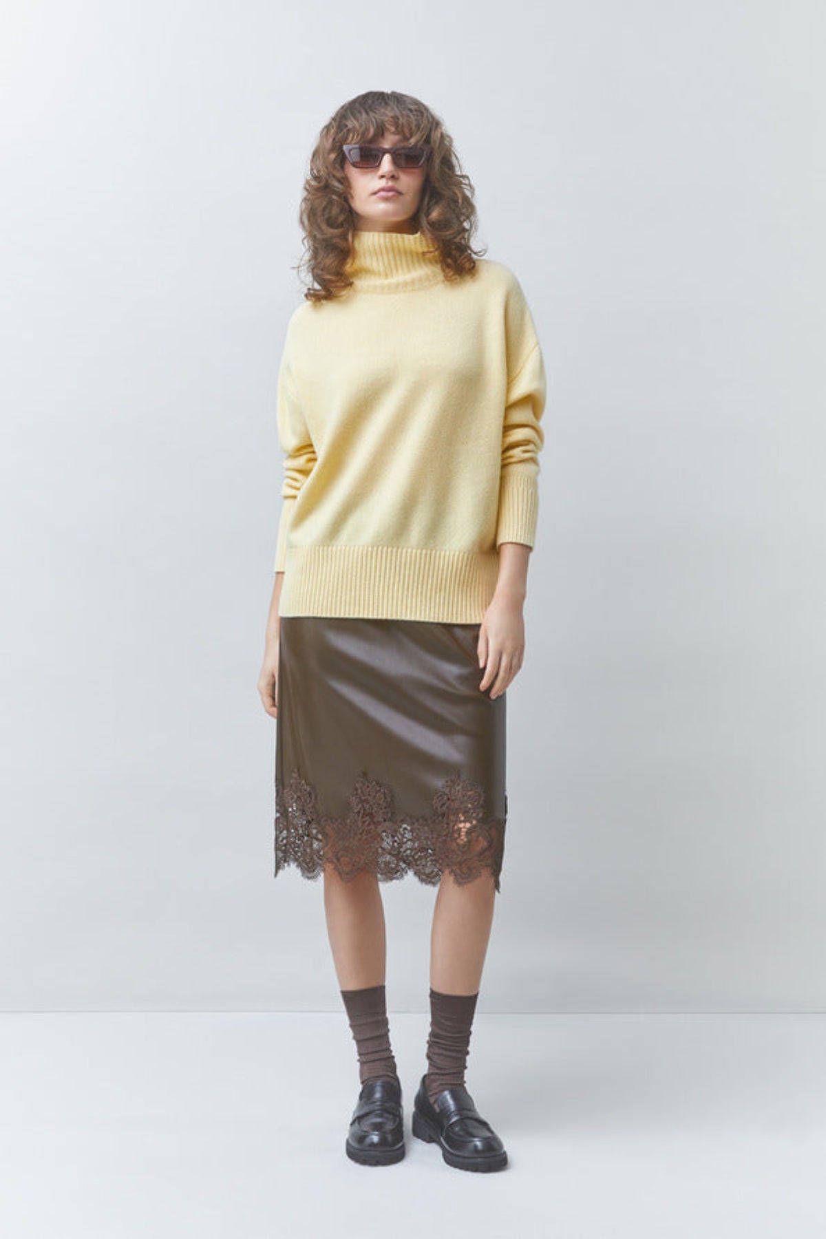 FLOW Khaki faux leather skirt with lace details