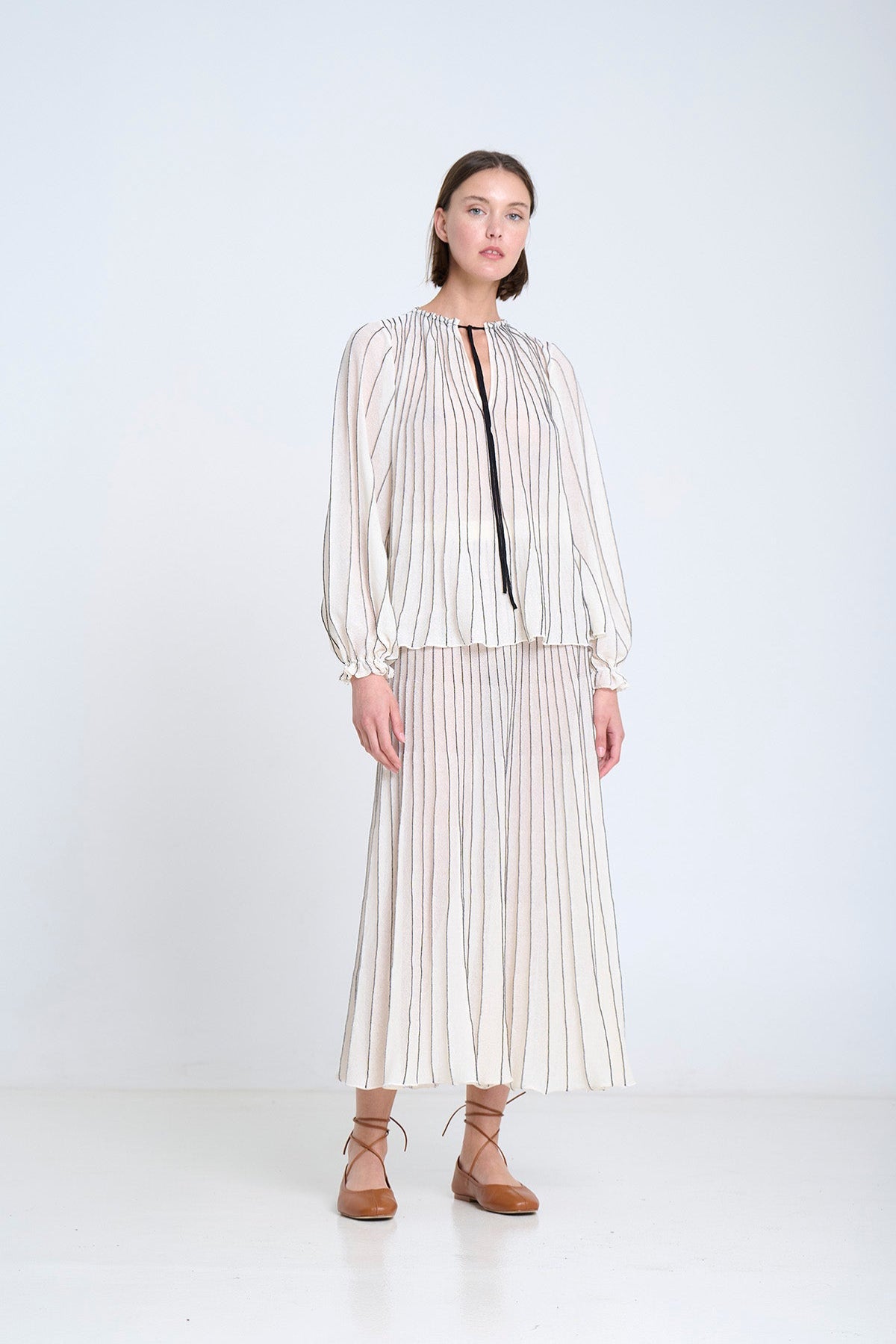 Midi radial skirt